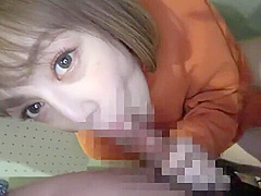 ギャルはビッチに男の乳首舐めやフェラしてピストンで喘ぎまくる