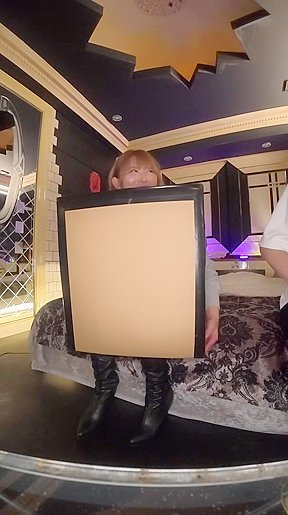 ヤリマンだけど性格のいいデカパイギャルに箱の中身当ててくださいゲームをやらせてみました
